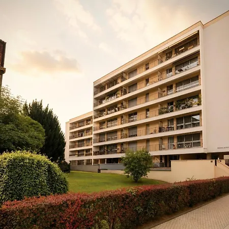 Apartment Stylish With Balcony & Parking In Metz